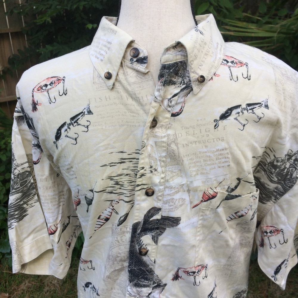 Red Head Sz L Classic Fit  Fishing Lure Shirt - Picture 2 of 8